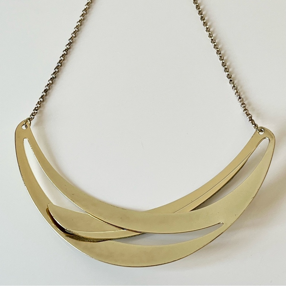 Gold Rhinestone Bib Necklace - Picture 8 of 9